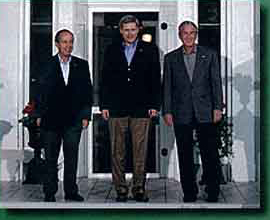 Picture of Harper, Bush and Calderon